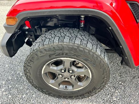Used 2021 Jeep Gladiator Rubicon AWD/4WD image 22