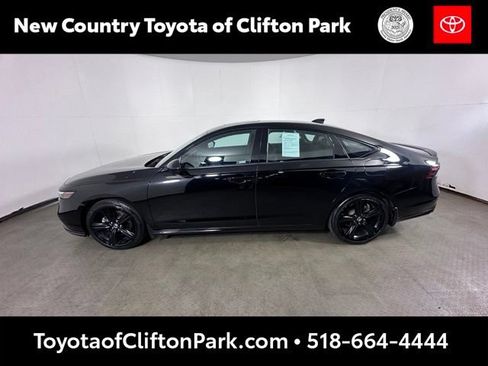 Used 2024 Honda Accord Sport image 6