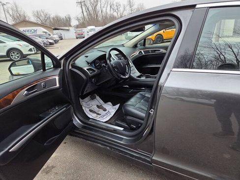 Used 2015 Lincoln MKZ Hybrid w/ Equipment Group 202A Reserve FWD image 12