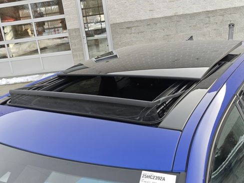 Used 2020 Jaguar F-PACE Premium image 12