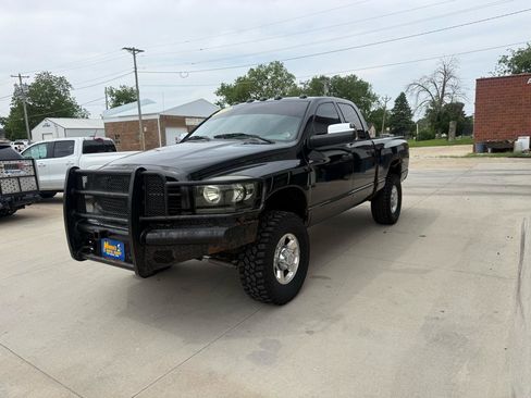 Used 2009 Dodge Ram 2500 Truck SLT w/ Trailer Tow Group AWD/4WD image 3