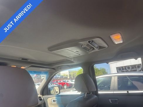 Used 2011 Honda Pilot Touring image 6