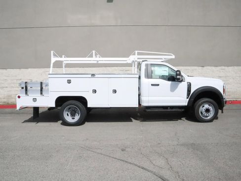 New 2024 Ford F450 XL w/ XL Chrome Package image 2