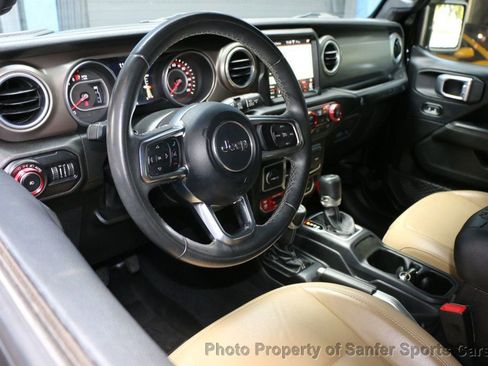 Used 2018 Jeep Wrangler Unlimited Rubicon w/ Dual Top Group image 26