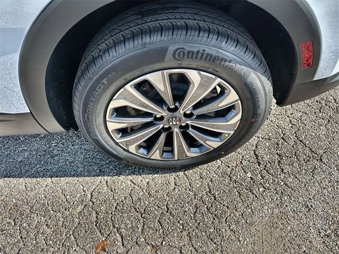 New 2026 Buick Envision Preferred image 12