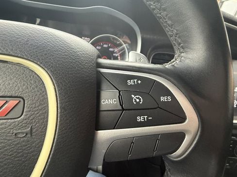 Used 2017 Dodge Charger R/T image 25