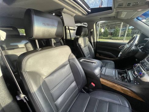 Used 2017 GMC Yukon Denali w/ Open Road Package AWD/4WD image 12