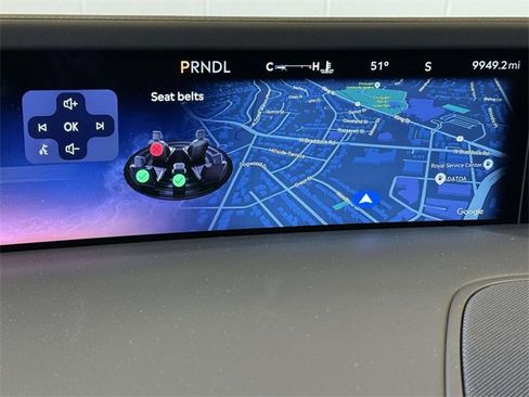 Used 2025 Lincoln Nautilus Reserve image 6