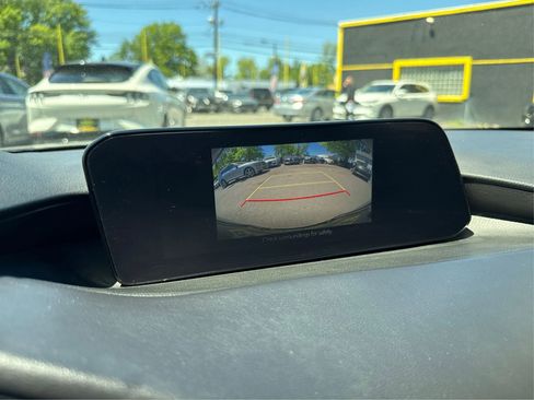 Used 2024 MAZDA MAZDA3 s FWD image 32