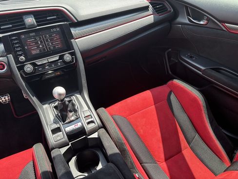 Used 2019 Honda Civic Type R image 31