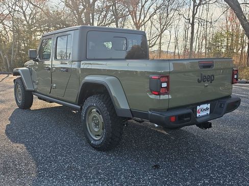New 2026 Jeep Gladiator Willys AWD/4WD image 6