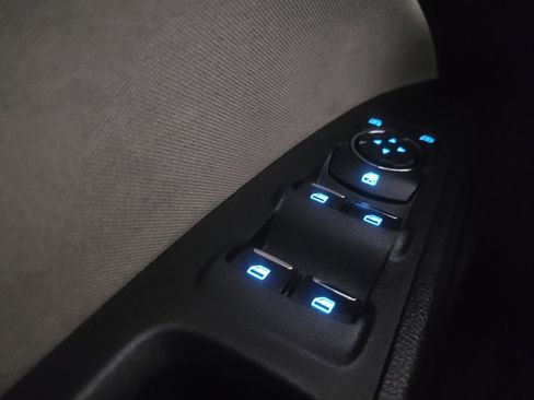 Used 2018 Ford Fusion S image 27