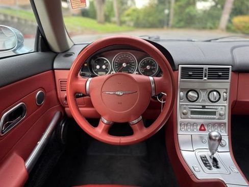 Used 2004 Chrysler Crossfire Coupe RWD image 18