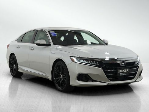 Used 2022 Honda Accord Touring image 7