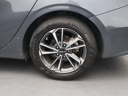 Used 2024 Kia Forte LXS FWD image 33