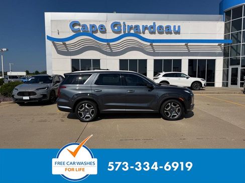 Used 2024 Hyundai Palisade Limited AWD/4WD image 1