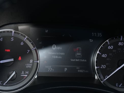 Used 2022 Toyota Highlander XLE image 15