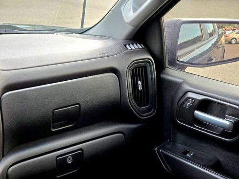 Used 2021 Chevrolet Silverado 1500 Custom Trail Boss w/ LPO, Dark Essentials Package AWD/4WD image 22