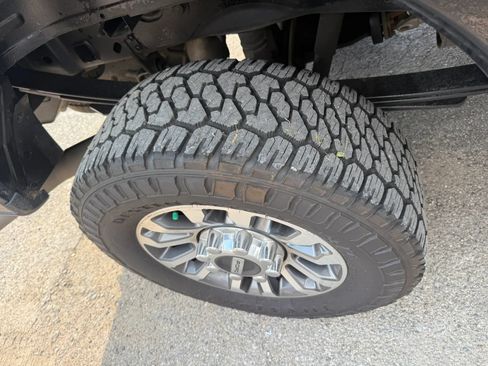 Used 2020 Ford F250 Lariat w/ Lariat Value Package AWD/4WD image 25