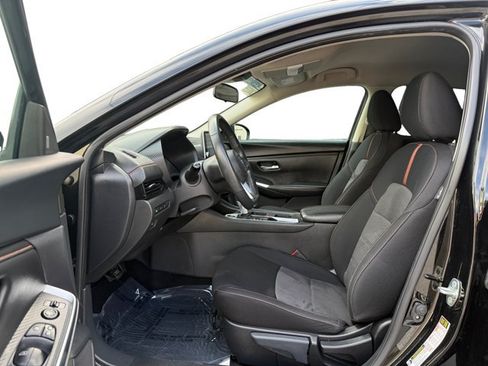 Used 2023 Nissan Sentra SR w/ Midnight Edition Package FWD image 10