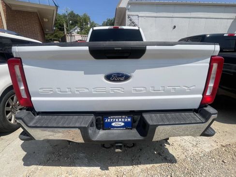 Used 2025 Ford F250 XLT w/ FX4 Off-Road Package AWD/4WD image 8