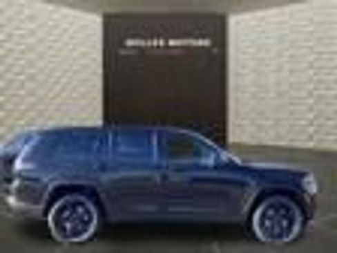 New 2025 Jeep Grand Cherokee L Limited w/ Black Appearance Package image 1