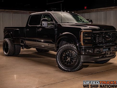 Used 2026 Ford F450 Platinum w/ Platinum Plus Package image 1