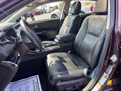 Used 2013 Toyota Avalon Limited FWD image 13