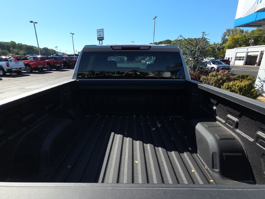 New 2026 GMC Sierra 1500 AT4 AWD/4WD image 8
