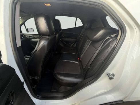 Used 2019 Buick Encore Preferred image 18