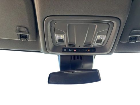 Used 2022 Chevrolet Silverado 1500 RST image 18