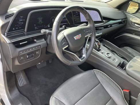 Certified 2023 Cadillac Escalade ESV Sport w/ Touring Package image 20