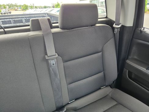 Used 2019 Chevrolet Silverado 1500 LT RWD image 14