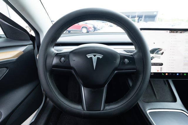 Used 2023 Tesla Model 3 Standard Range RWD image 12
