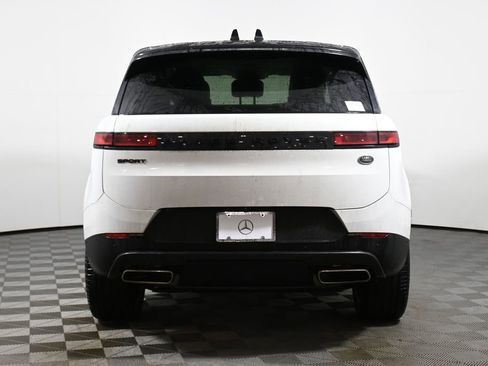 Used 2023 Land Rover Range Rover Sport SE image 9