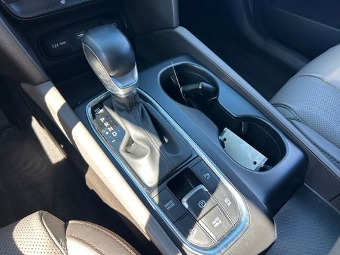 Used 2019 Hyundai Santa Fe Limited image 15