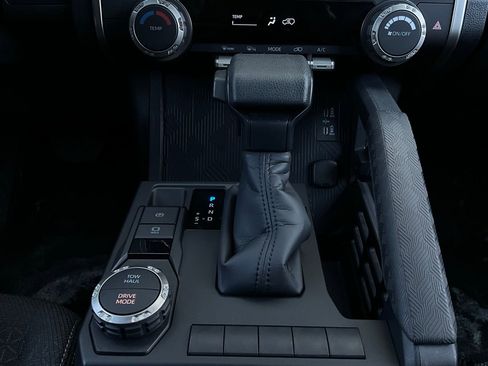 Used 2025 Toyota 4Runner SR5 image 23