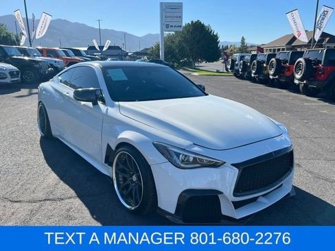 Used 2017 INFINITI Q60 3.0t w/ Premium Plus Package 3.0T AWD/4WD image 10