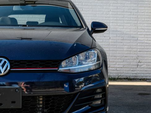 Used 2018 Volkswagen GTI SE FWD image 41