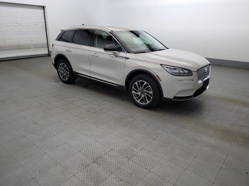 Used 2022 Lincoln Corsair AWD w/ Equipment Group 101A image 11