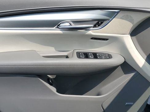 Certified 2019 Cadillac XT5 Luxury FWD image 15