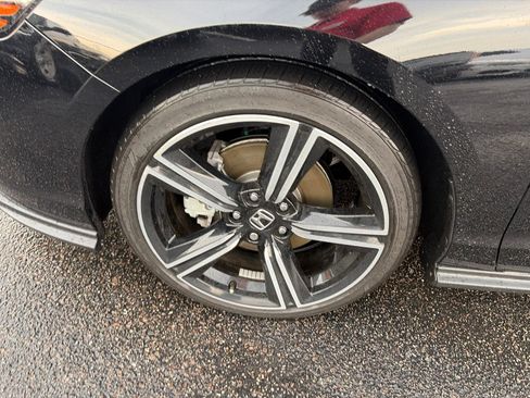 Used 2024 Honda Accord Sport image 12
