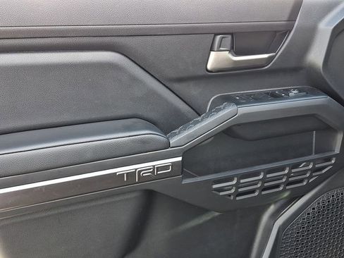 Used 2025 Toyota Tacoma TRD Off-Road image 16