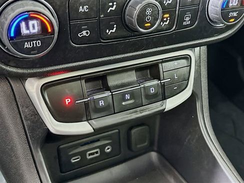 Used 2023 GMC Terrain SLT w/ Tech Package AWD/4WD image 22