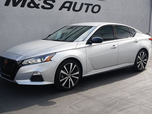 Used 2022 Nissan Altima 2.5 SR image 7