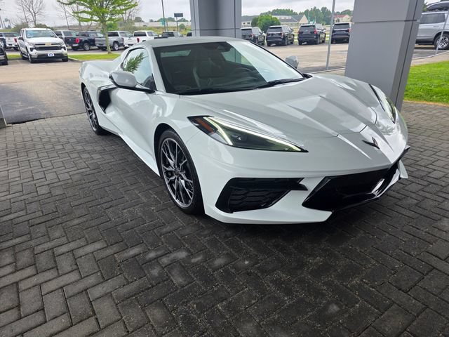 Used 2026 Chevrolet Corvette Stingray Convertible w/ 1LT RWD image 5