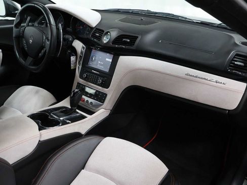 Used 2016 Maserati GranTurismo Sport RWD image 6