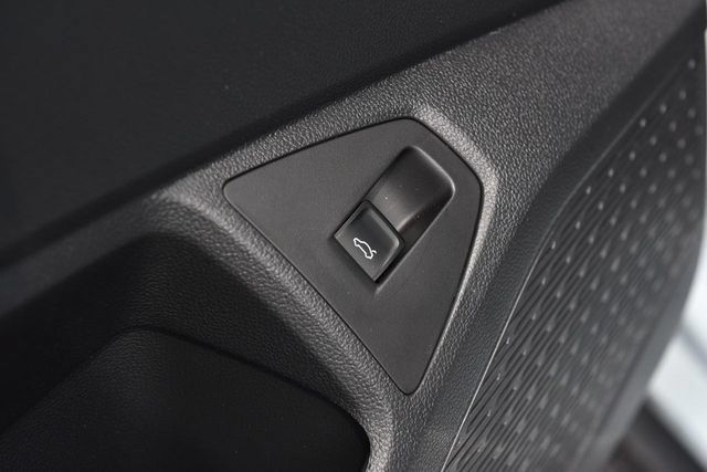 New 2026 Volkswagen Jetta GLI Autobahn FWD image 9