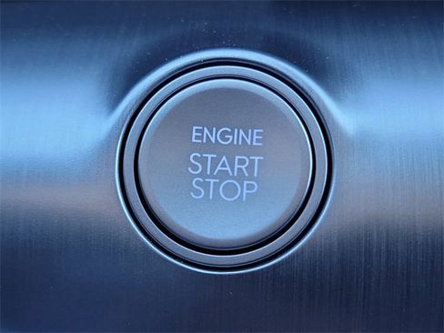 New 2026 Hyundai Kona SE image 11