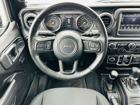 Used 2022 Jeep Wrangler Unlimited Sport AWD/4WD image 10